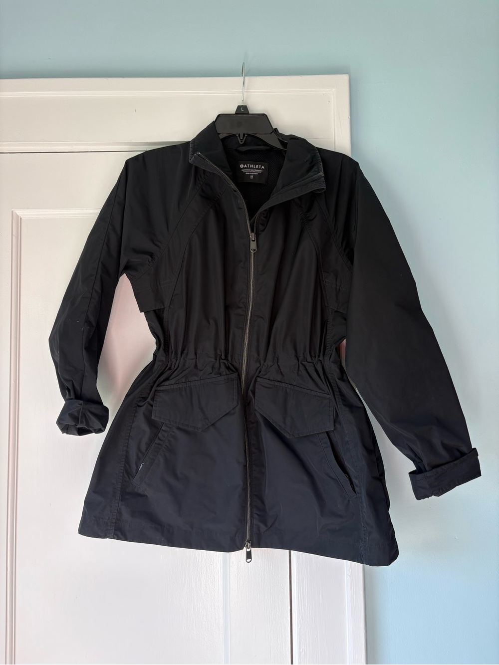 Athleta Westerly Black Utility Rain Jacket Size XS Cinch Waist Zip Up Anorak